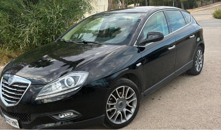 LANCIA DELTA 1.6 DIESEL AUTOMATICO