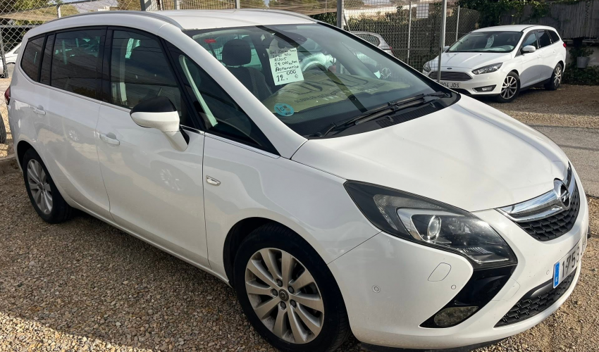 OPEL ZAFIRA 2.0 DIESEL,7pl